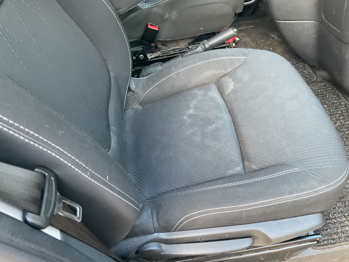 Renault Trafic 2019 — photo 39