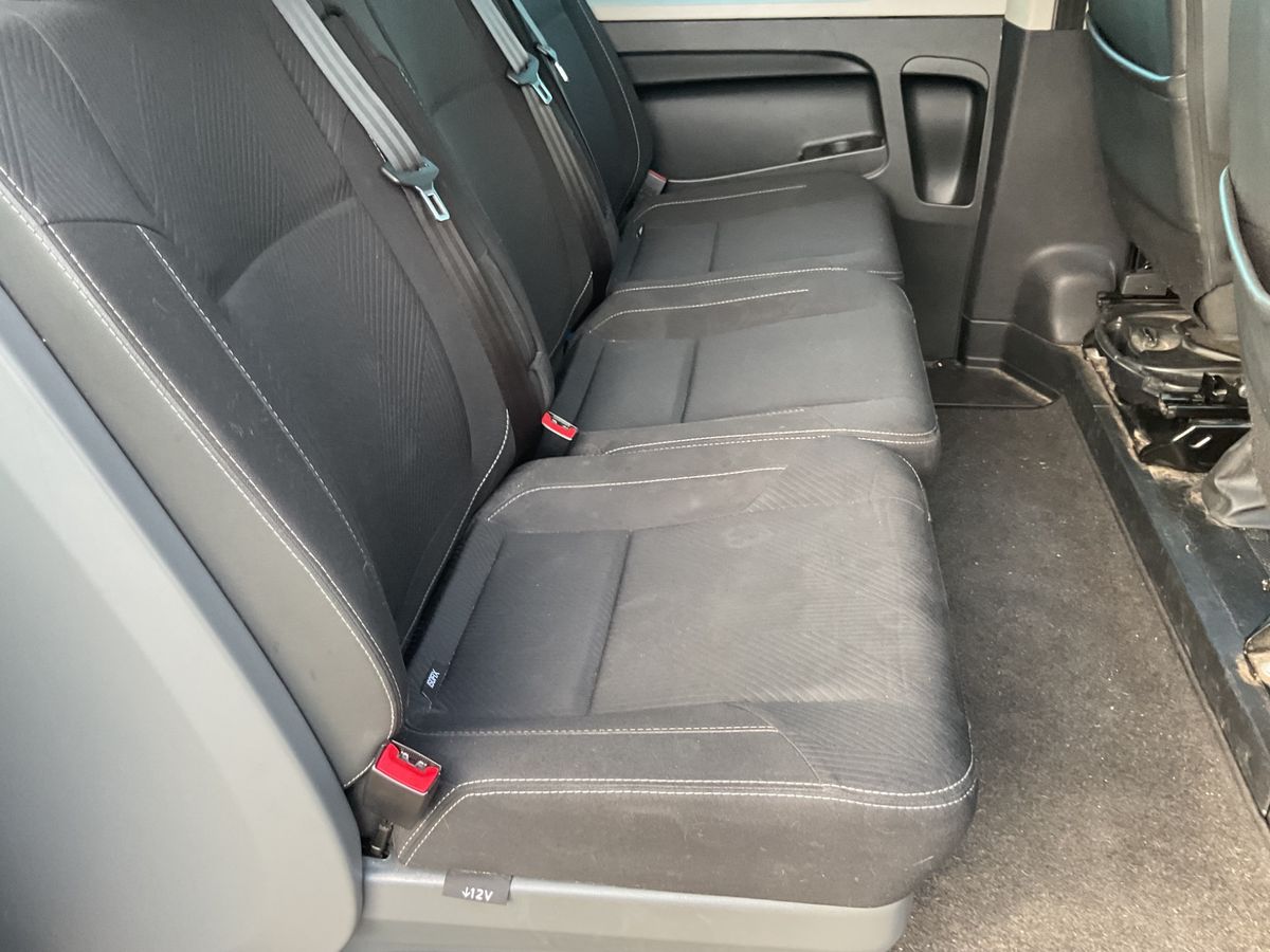 Renault Trafic 2019 — photo 34