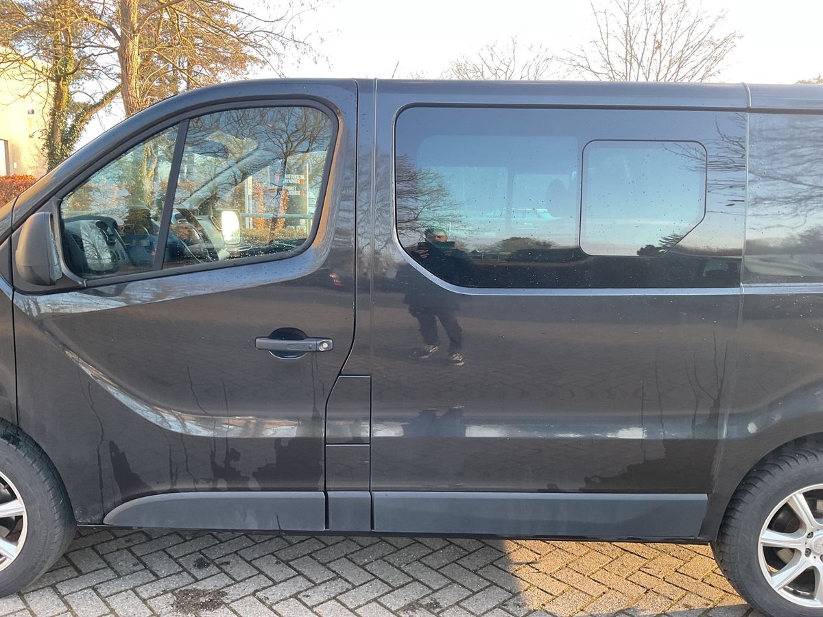 Renault Trafic 2019 — photo 5