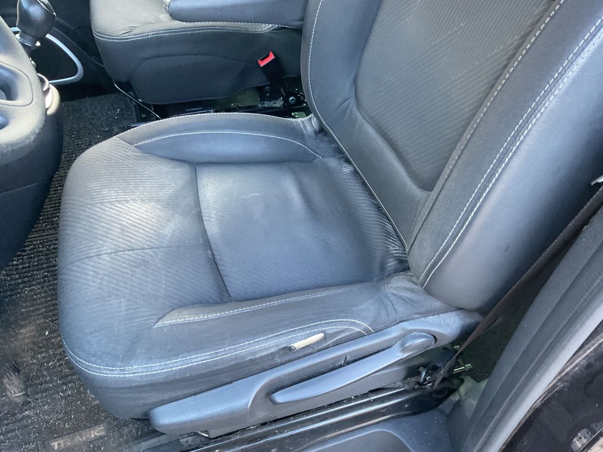Renault Trafic 2019 — photo 31