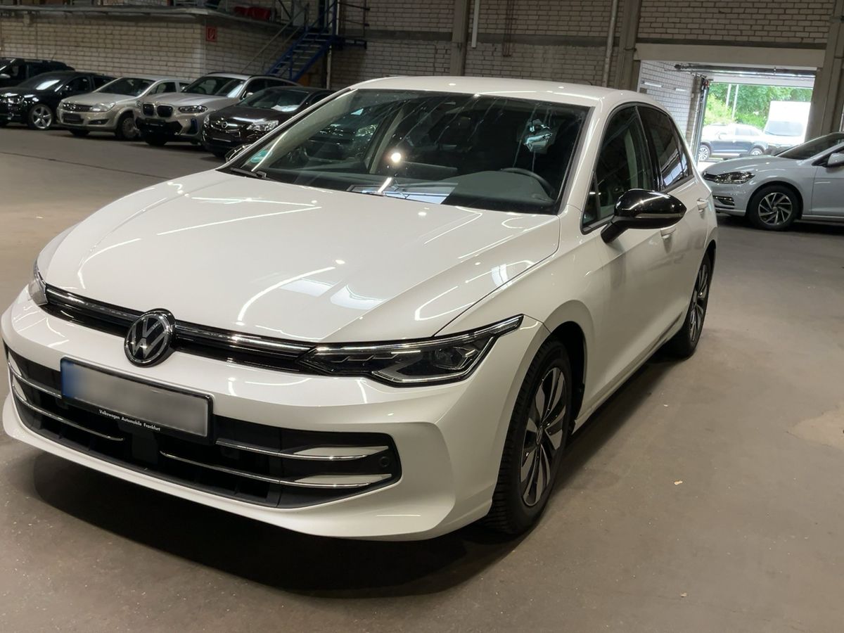 Volkswagen Golf 2024
