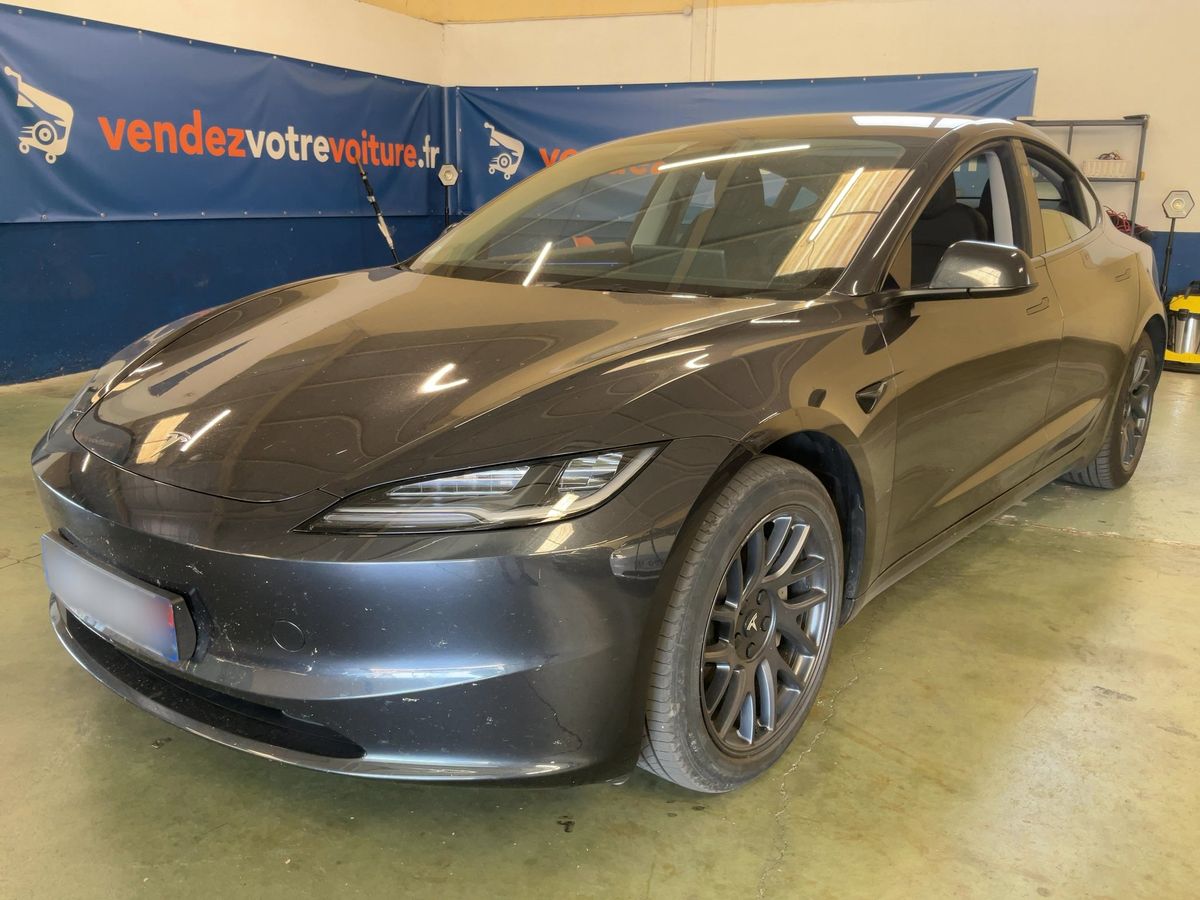 Tesla Model 2024