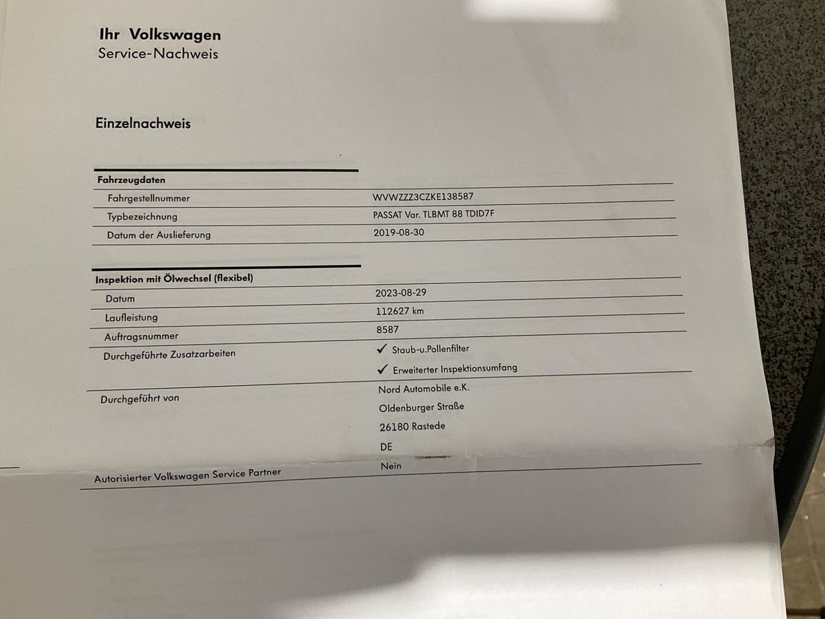 Volkswagen Passat 2019 — photo 22