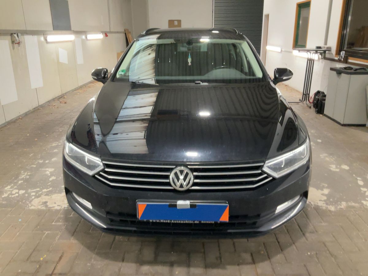 Volkswagen Passat 2019 — photo 15
