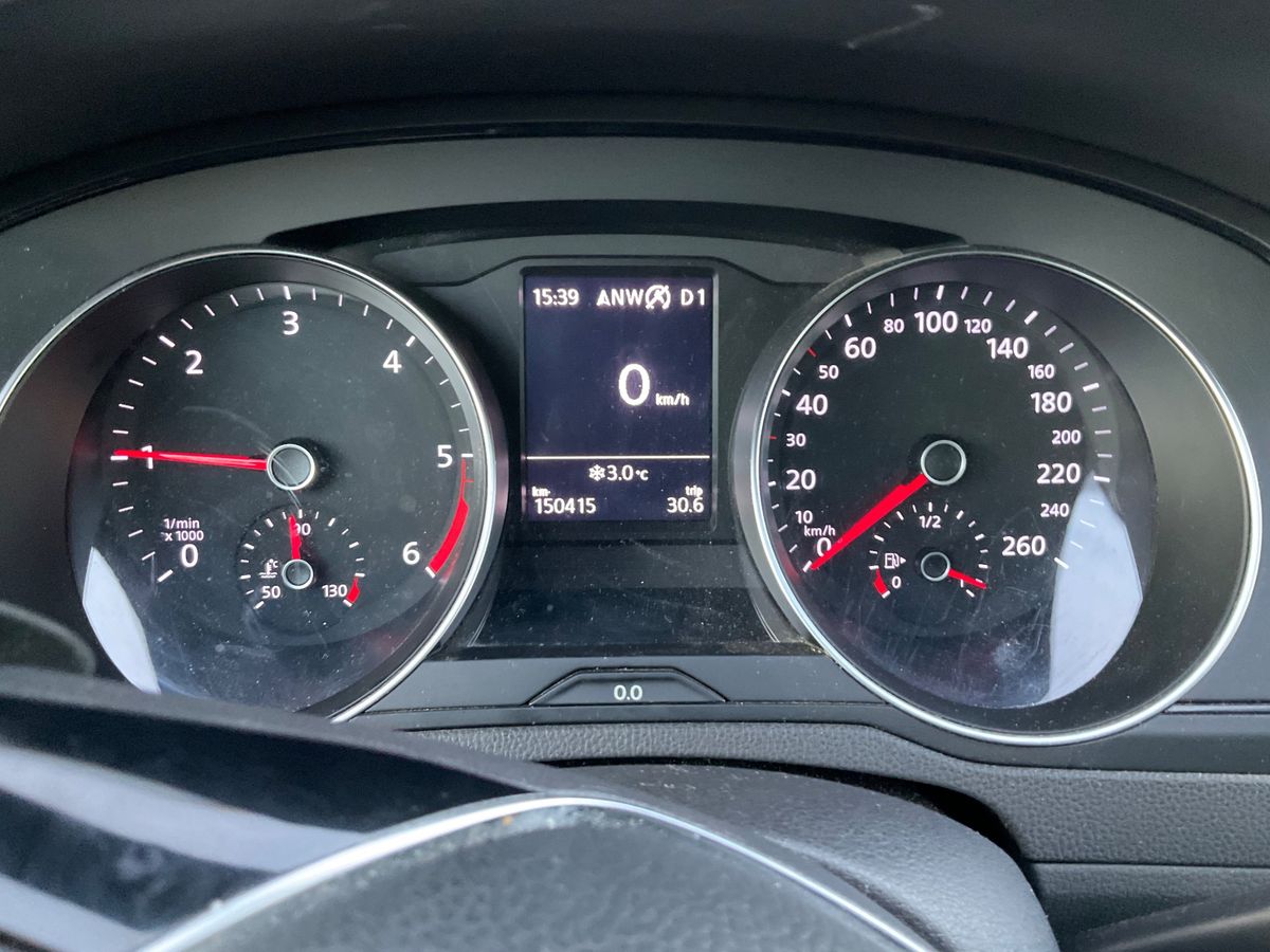 Volkswagen Passat 2019 — photo 19