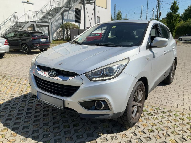 Hyundai Tucson 1.6 Classic blue 2WD 2015 – снимка 1