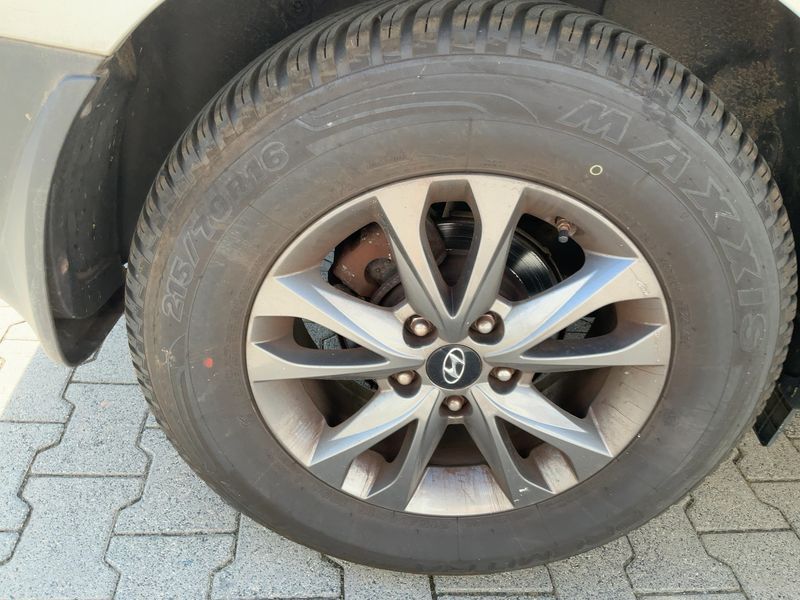 Hyundai Tucson 1.6 Classic blue 2WD 2015 – снимка 9