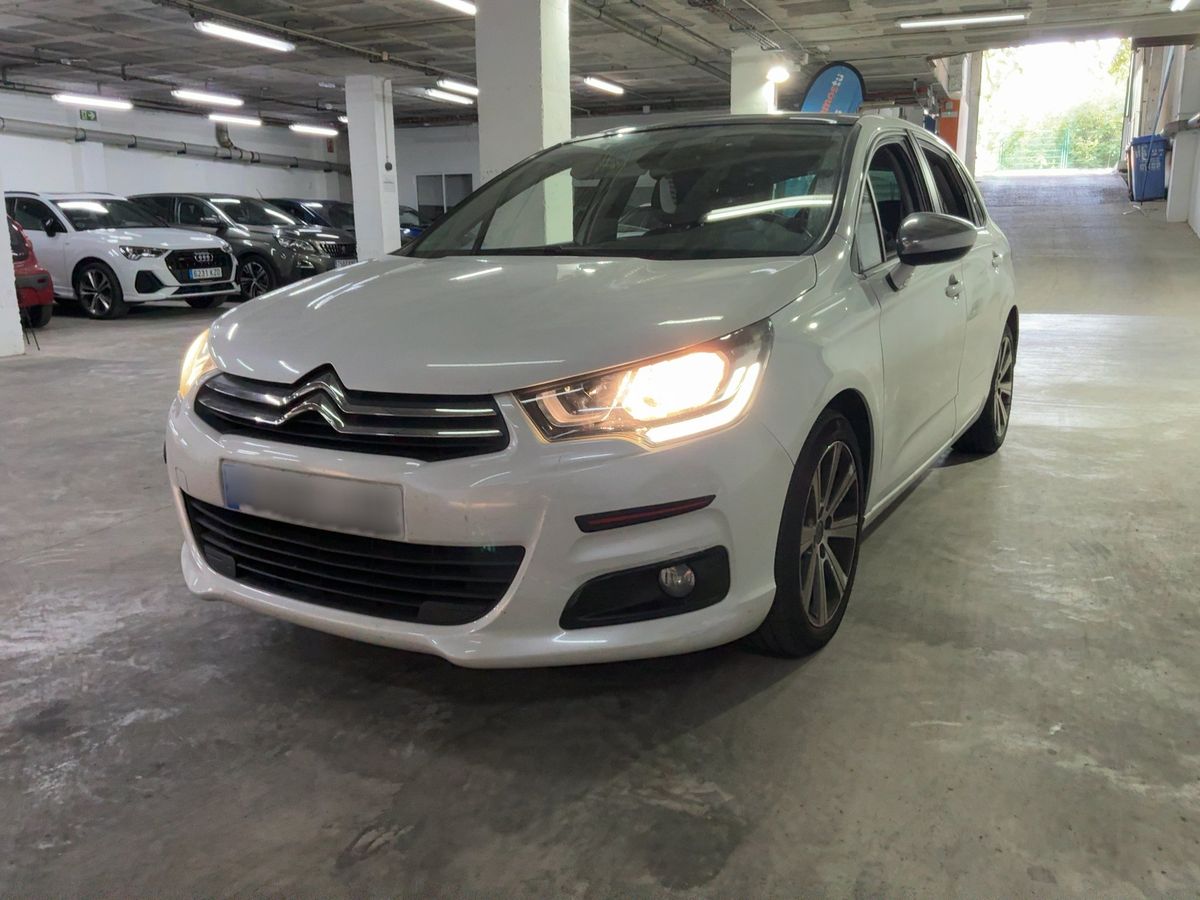 Citroen C4 2015 — photo 1