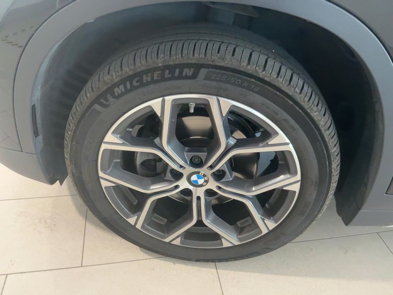BMW X1 sDrive 18d xLine 2020 – снимка 3