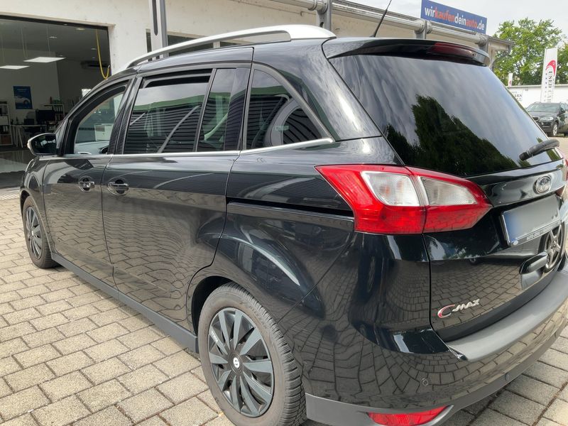 Ford Grand C-Max 2.0 TDCi Titanium — zdjęcie 3