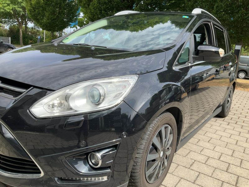 Ford Grand C-Max 2.0 TDCi Titanium — zdjęcie 2