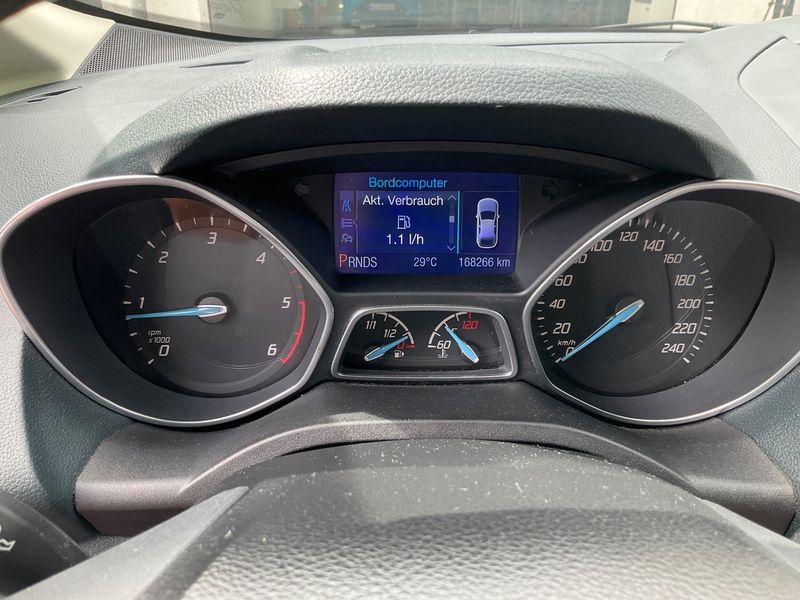 Ford Grand C-Max 2.0 TDCi Titanium — zdjęcie 13