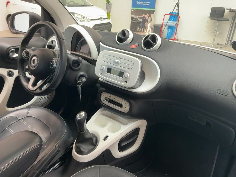 Smart fortwo 1.0 Basis Prime — zdjęcie 12