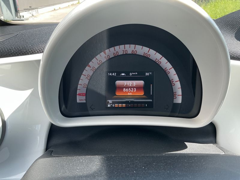 Smart fortwo 1.0 Basis Prime — zdjęcie 13