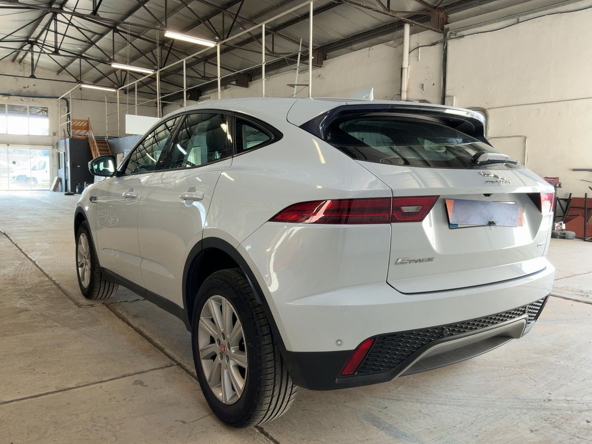 Jaguar E-Pace 2018 — photo 7