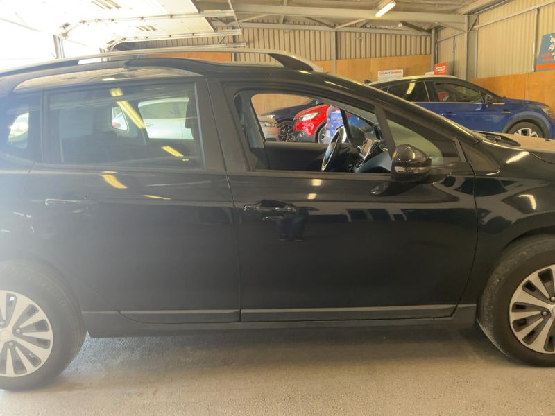 Peugeot 2008 1.6 Blue-HDi Active Business 2017 – снимка 10