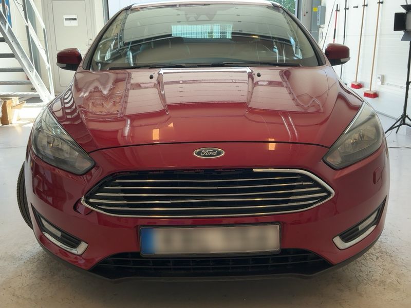 Ford Focus 1.0 EcoBoost Titanium 2015 – снимка 14