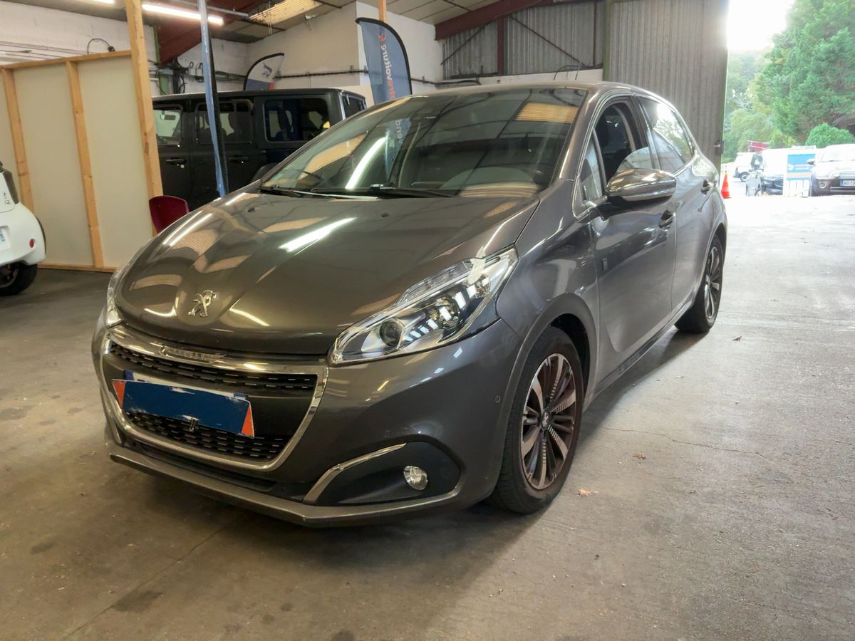 Peugeot 208 1.2 PureTech Tech Edition