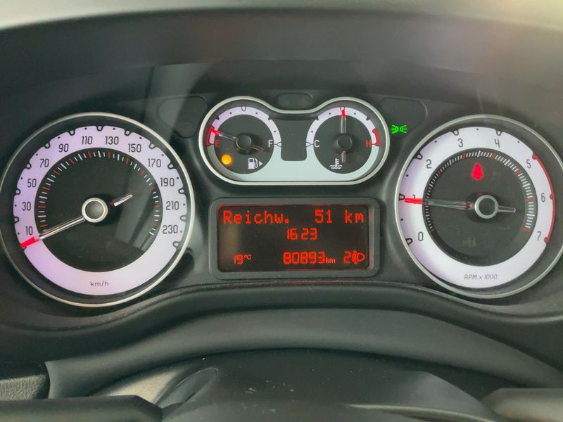 Fiat 500L 1.6 JTDM Trekking — zdjęcie 13