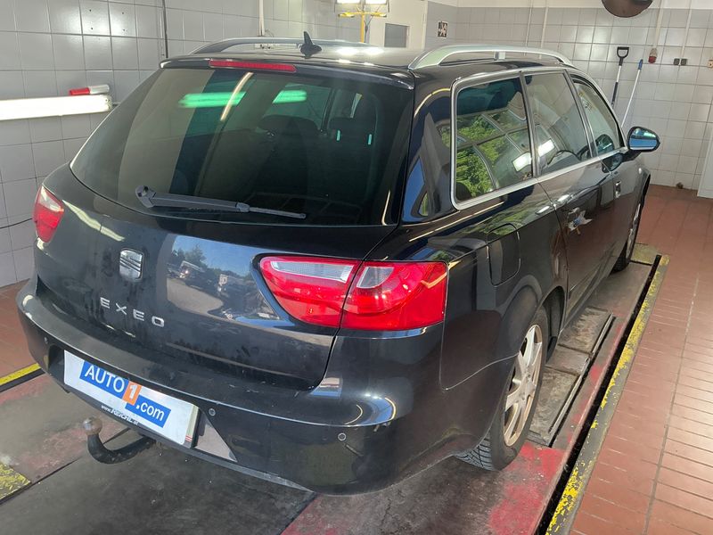 Seat Exeo 2.0 TDI Style — zdjęcie 2
