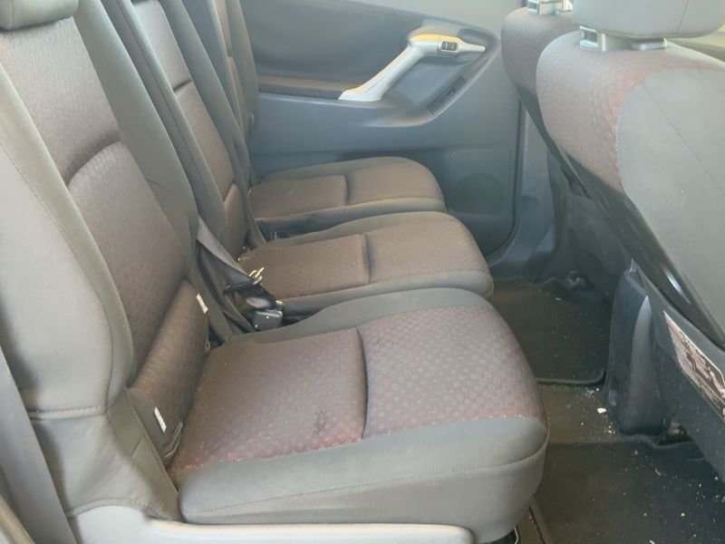 Toyota Verso 2.0 D-4D Active 2011 – снимка 19