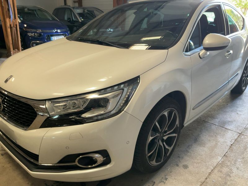 DS Automobiles DS4 1.2 PureTech SportChic — zdjęcie 2