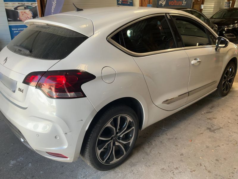 DS Automobiles DS4 1.2 PureTech SportChic — zdjęcie 6