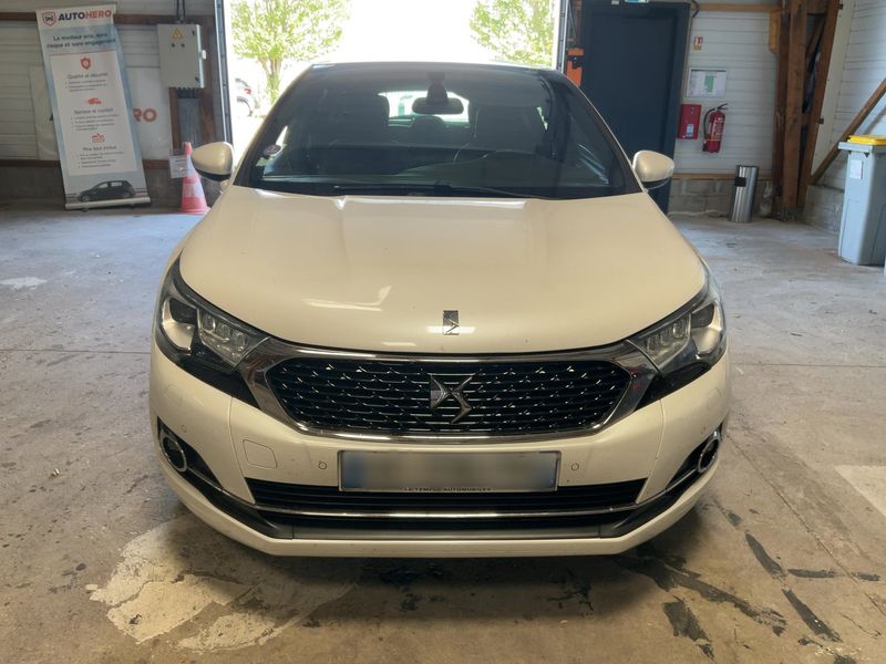 DS Automobiles DS4 1.2 PureTech SportChic — zdjęcie 9