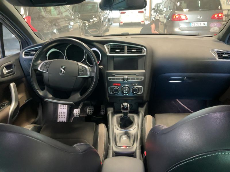 DS Automobiles DS4 1.2 PureTech SportChic — zdjęcie 12
