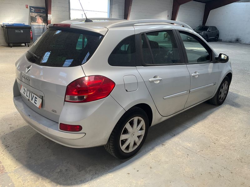 Renault Clio 1.5 dCi Night & Day — zdjęcie 2