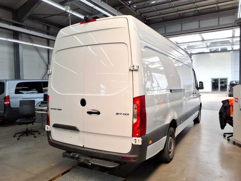 Mercedes-Benz Sprinter 317 CDI Kasten L3 / L4 — zdjęcie 3
