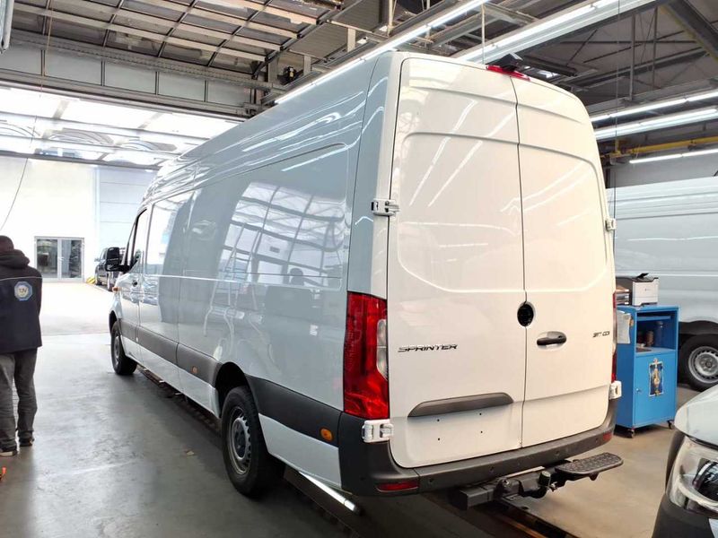 Mercedes-Benz Sprinter 317 CDI Kasten L3 / L4 — zdjęcie 2