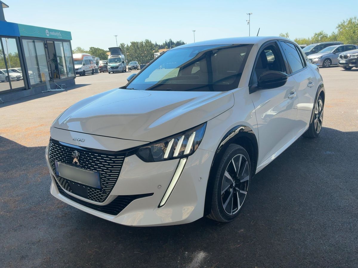 Peugeot 208 2021
