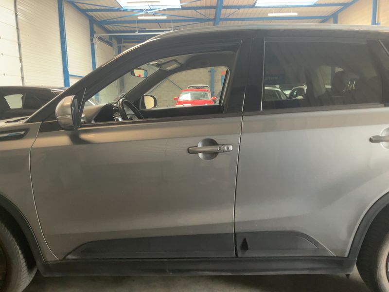 Suzuki Vitara 1.4 S 4x4 — zdjęcie 4