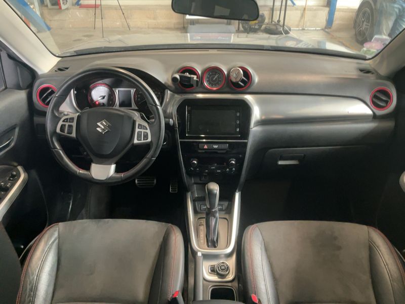 Suzuki Vitara 1.4 S 4x4 — zdjęcie 12