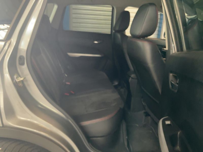 Suzuki Vitara 1.4 S 4x4 — zdjęcie 14