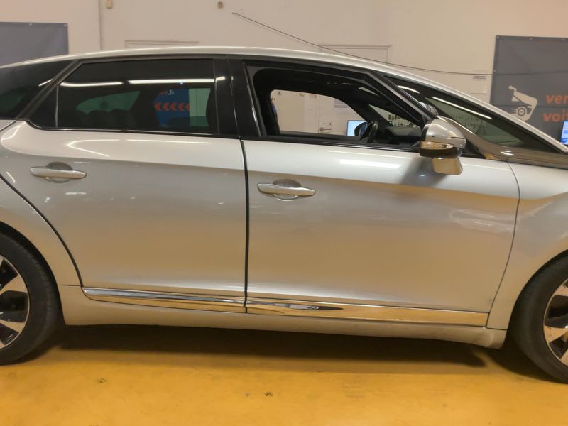 Citroen DS5 2.0 HDi SportChic — zdjęcie 7