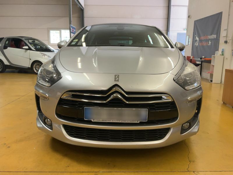 Citroen DS5 2.0 HDi SportChic — zdjęcie 9