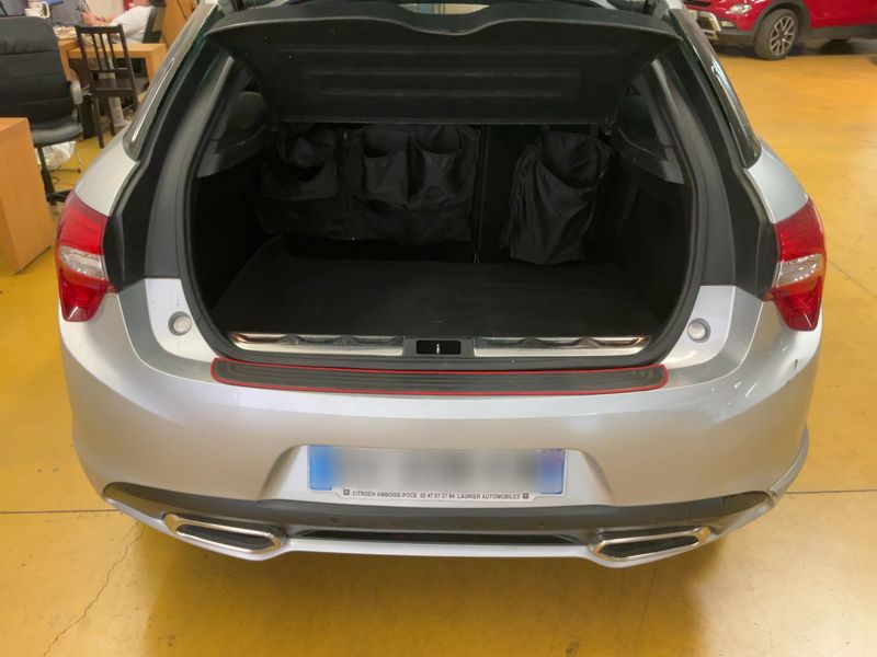 Citroen DS5 2.0 HDi SportChic — zdjęcie 10