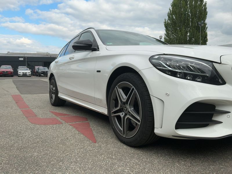 Mercedes-Benz C-Klasse C 300 de T AMG Line — zdjęcie 8
