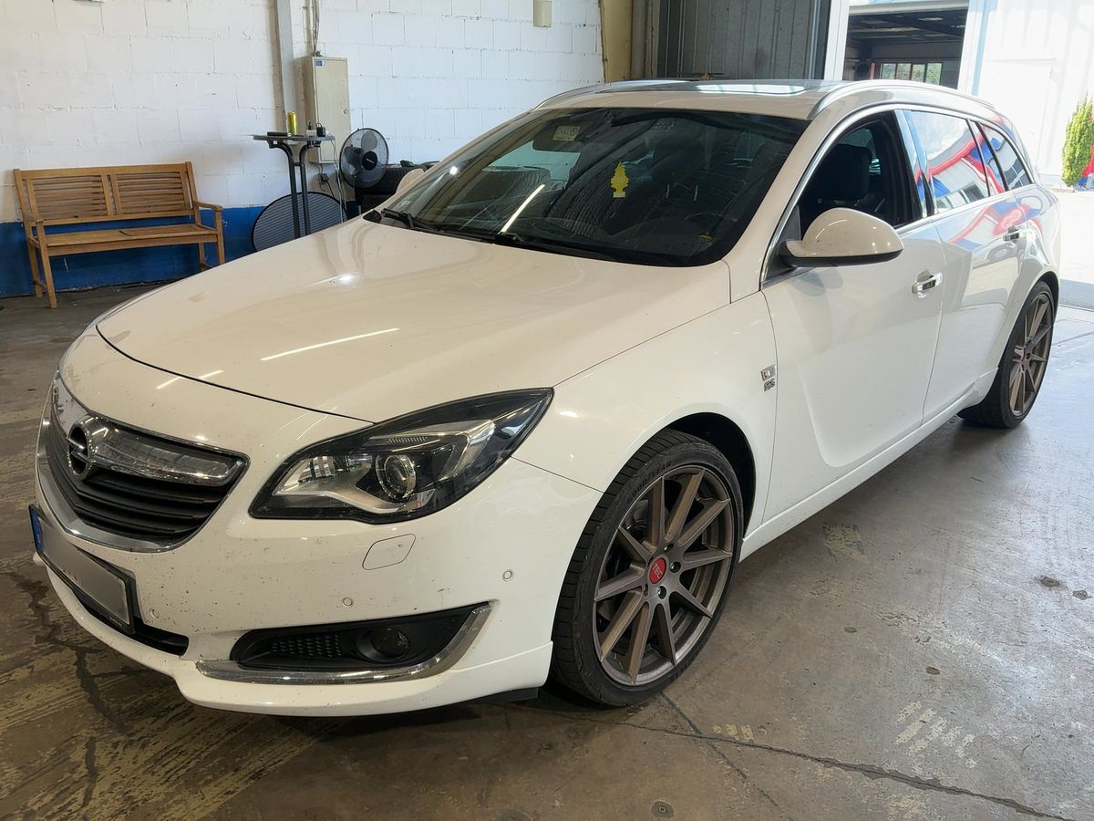 Opel Insignia 2015 — photo 1