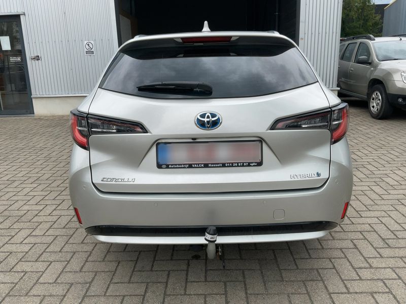 Toyota Corolla 1.8 Hybrid Team D — zdjęcie 5
