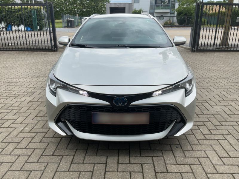 Toyota Corolla 1.8 Hybrid Team D — zdjęcie 9