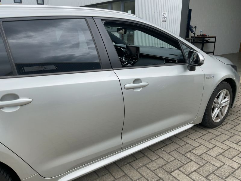 Toyota Corolla 1.8 Hybrid Team D — zdjęcie 7