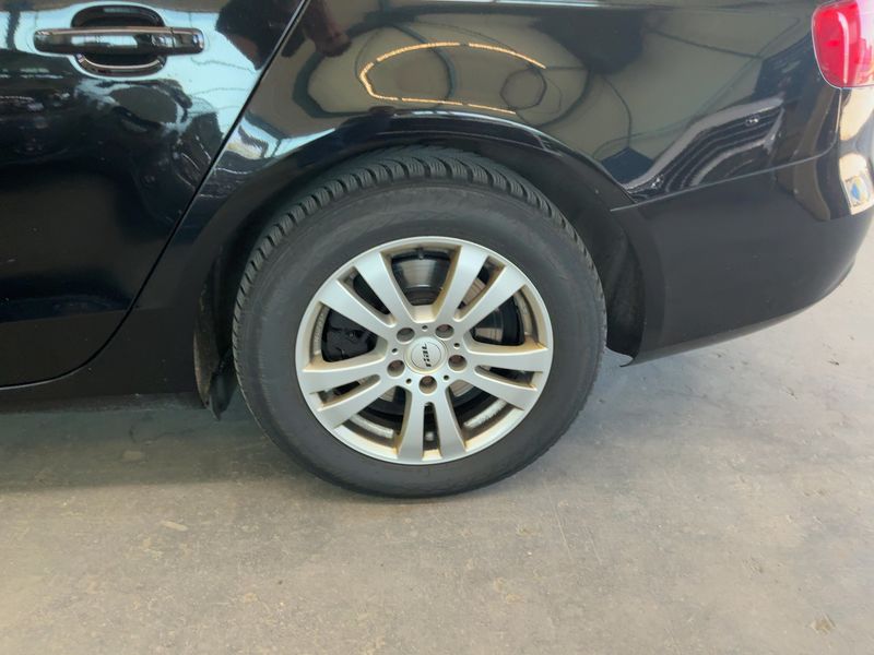 Audi A4 2.0 TDI quattro Attraction 2012 – снимка 5