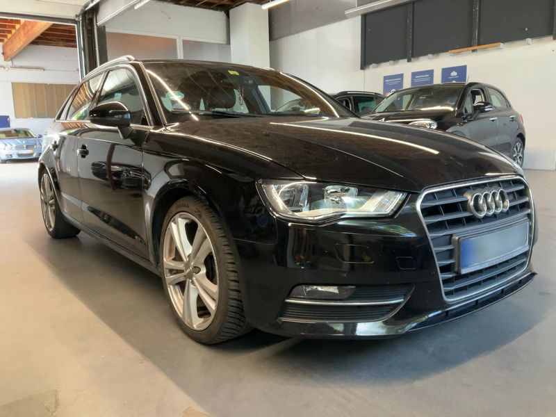 Audi A3 Sportback 2.0 TDI S line Sportpaket 2014 – снимка 12