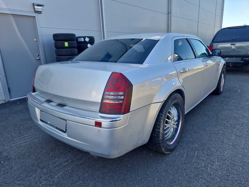 Chrysler 300 C 3.0 CRD — zdjęcie 5