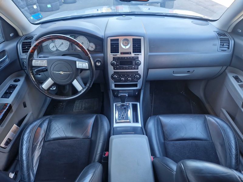 Chrysler 300 C 3.0 CRD — zdjęcie 11