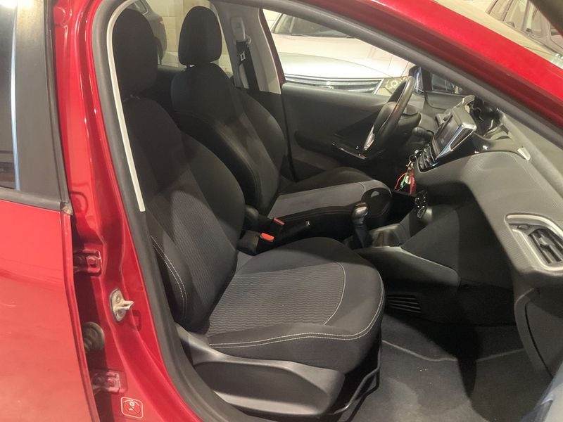 Peugeot 208 1.2 e-VTi Style 2017 – снимка 3