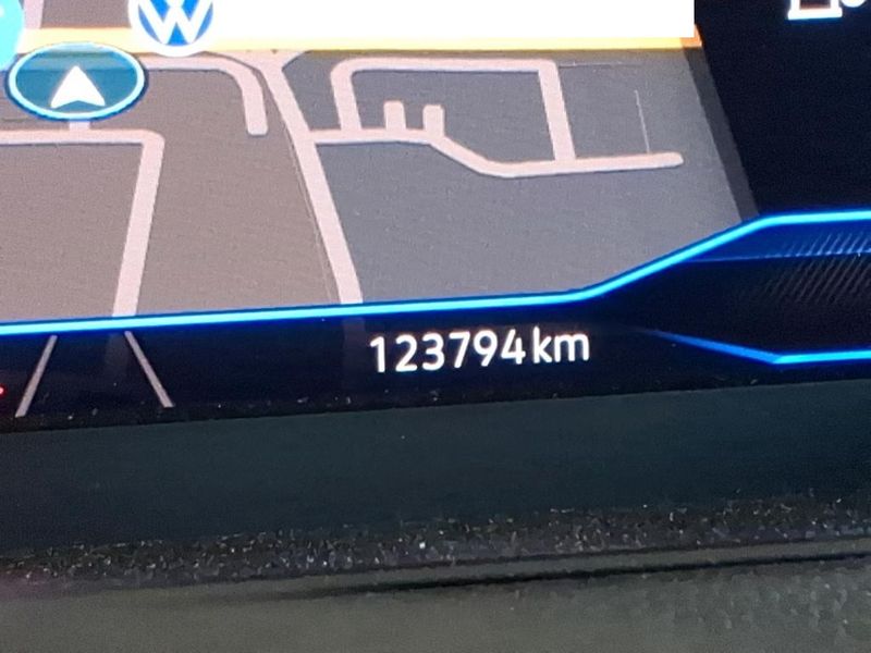 Volkswagen Passat 2.0 TDI Business — zdjęcie 10